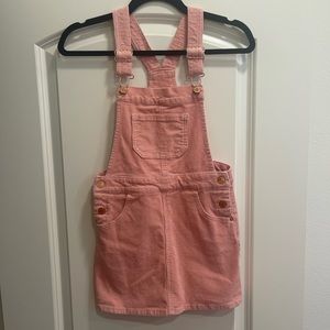 Overall skirt